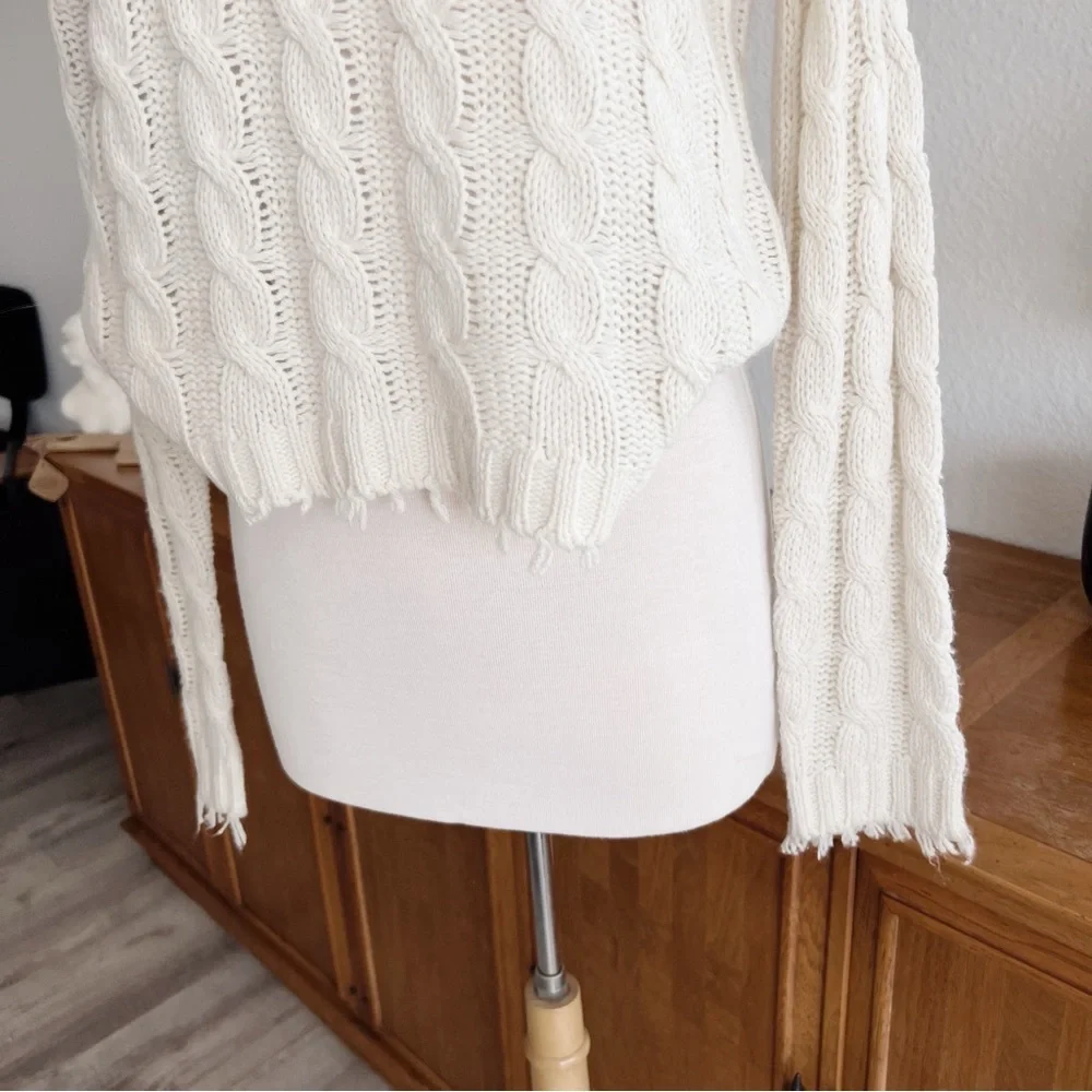 CREAM WOVEN DISTRESSED SEAMED SWEATER #0310 - Picture 3 of 6